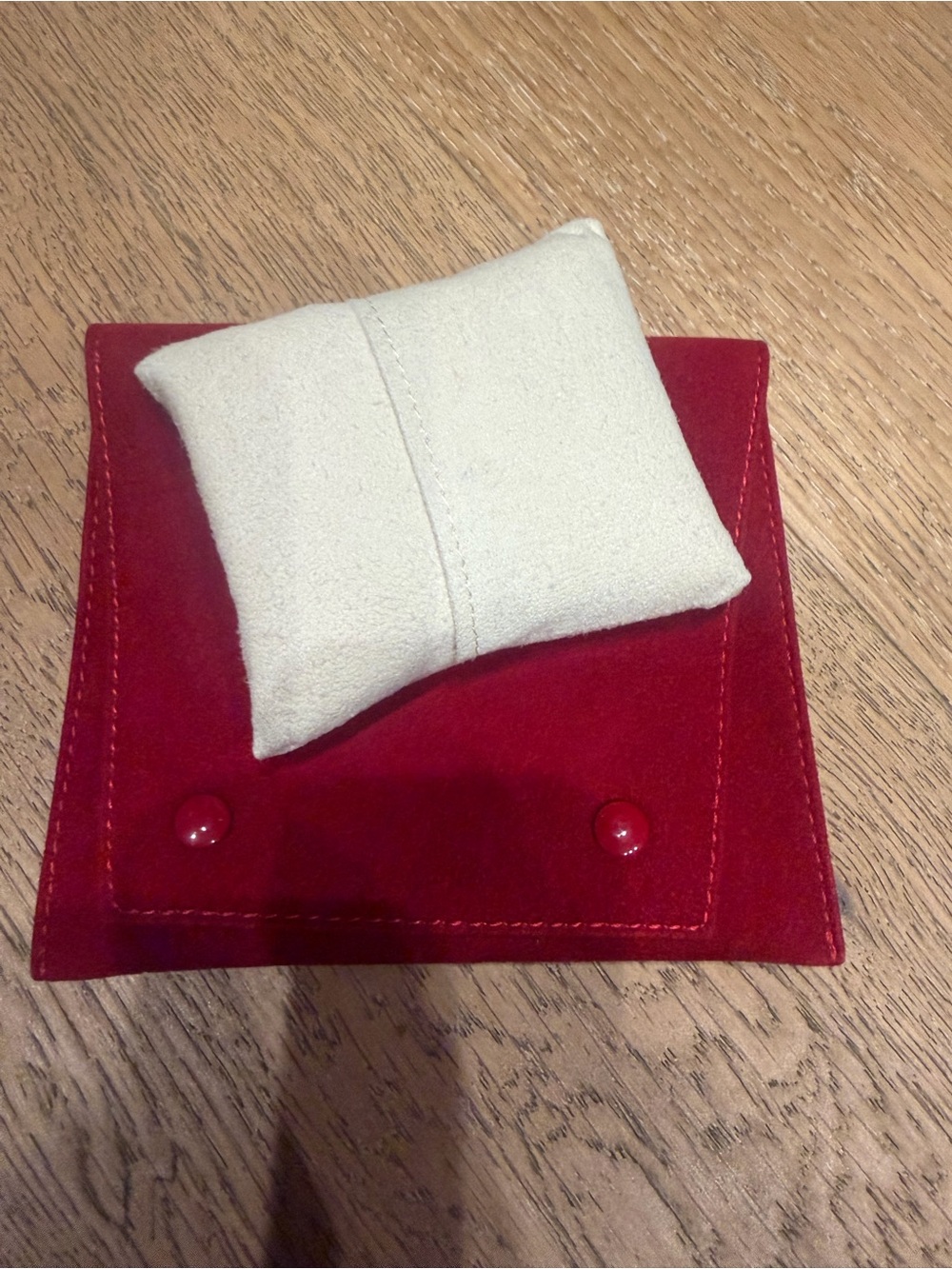 Cartier Red and Cream Leather Travel Watch Pouch - Picture 4 of 10